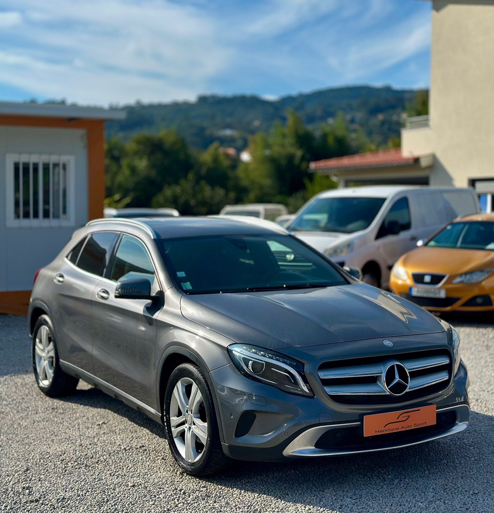 
								Mercedes GLA 180 Cdi Style full									