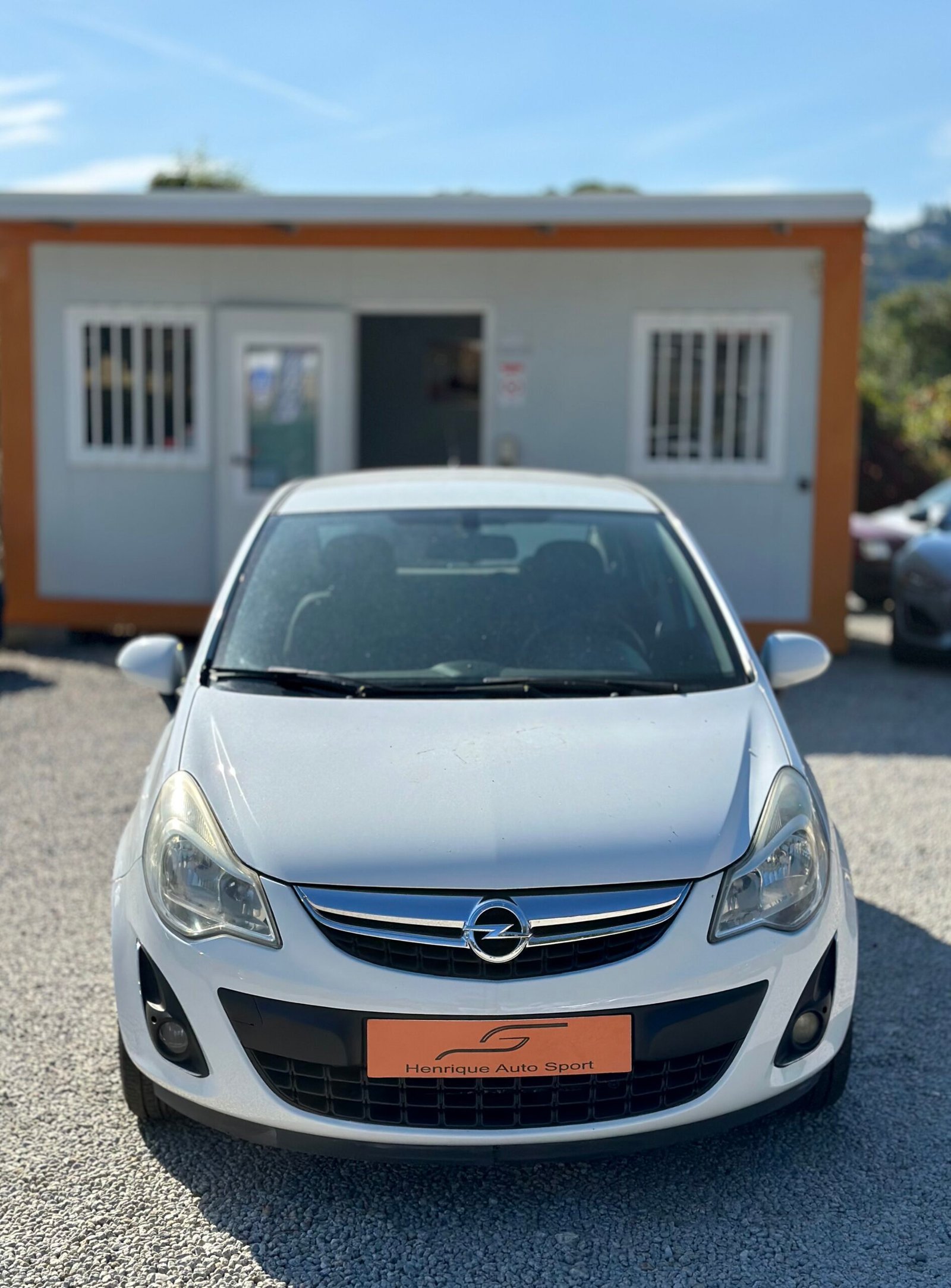 
								Opel Corsa-D 1.2i 16V full									