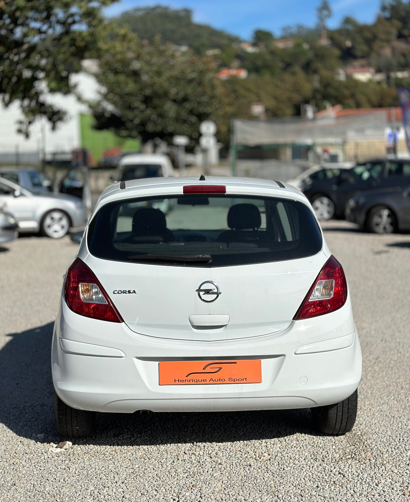 
								Opel Corsa-D 1.2i 16V full									