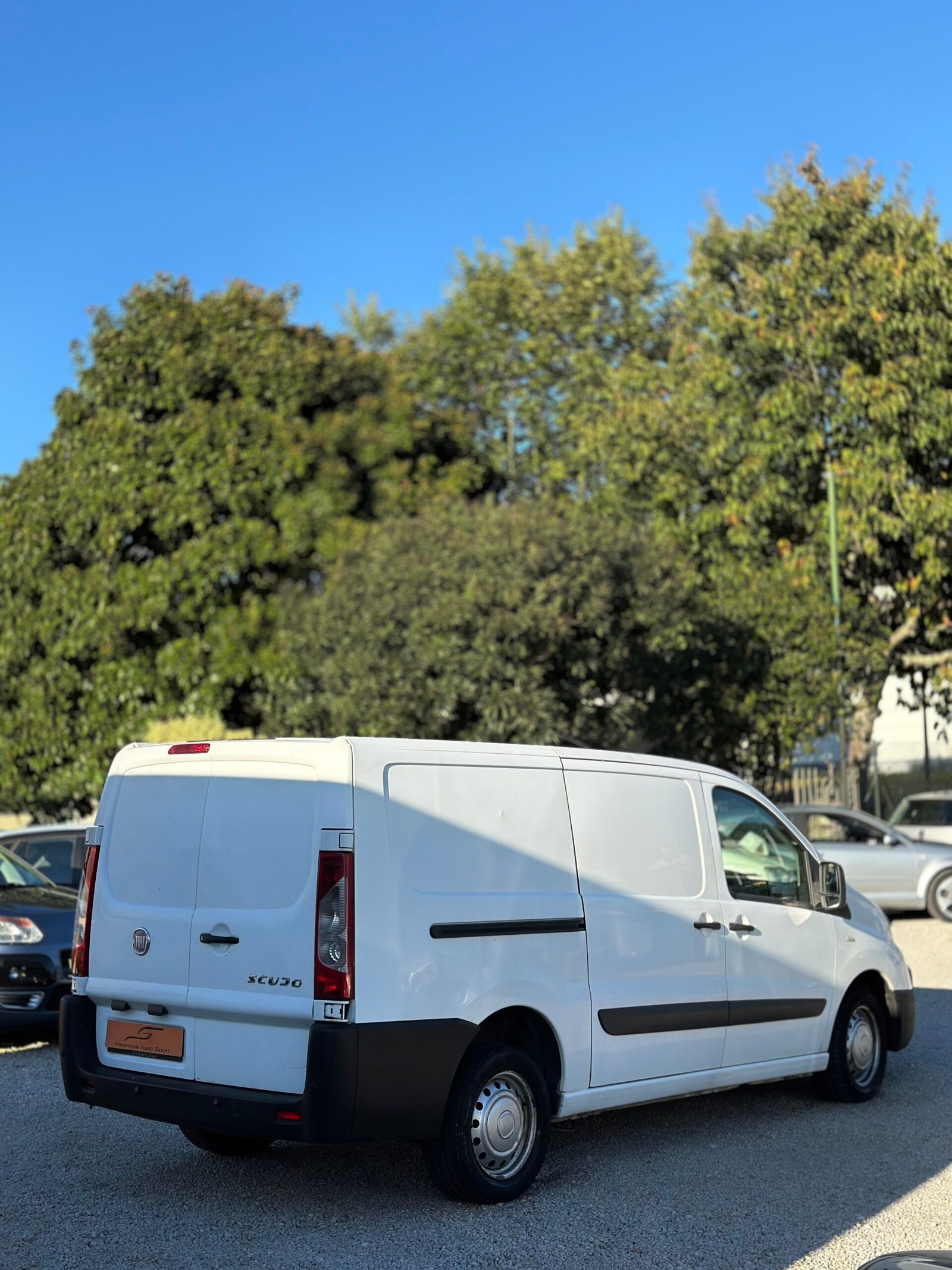 
								Fiat Scudo 2.0 Hdi full									
