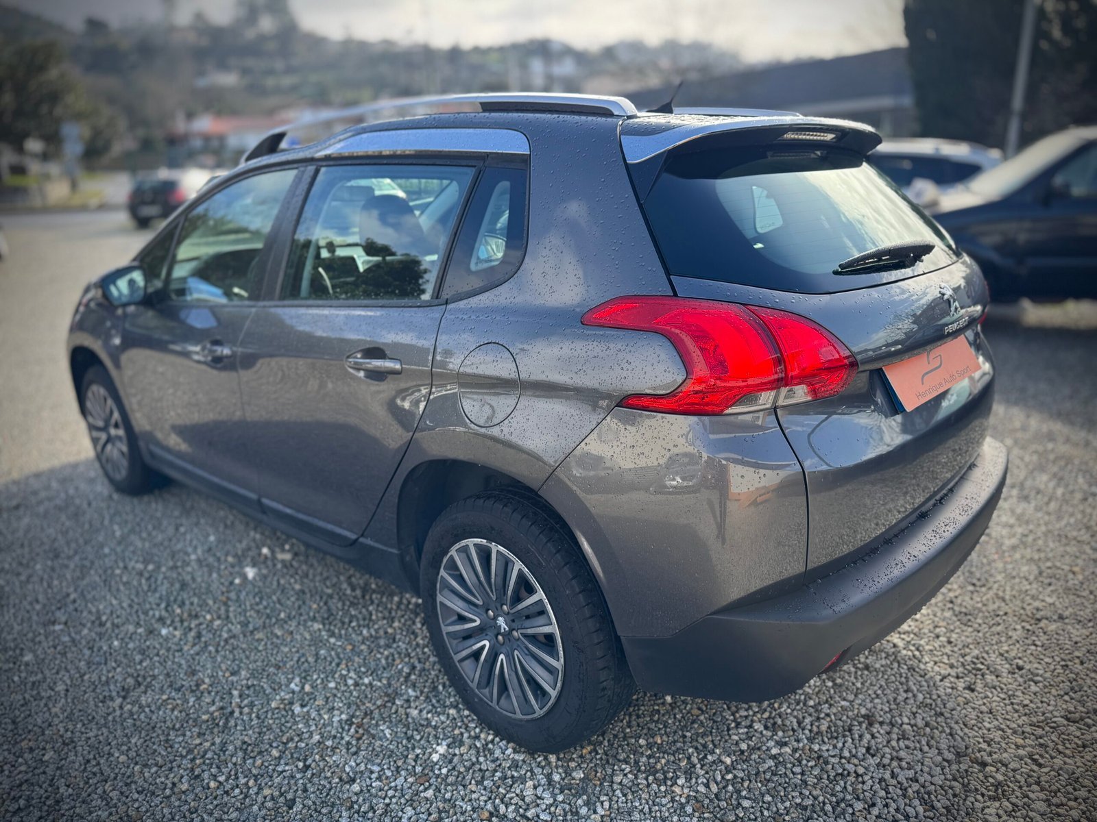 
								Peugeot 2008 1. Hdi Active full									