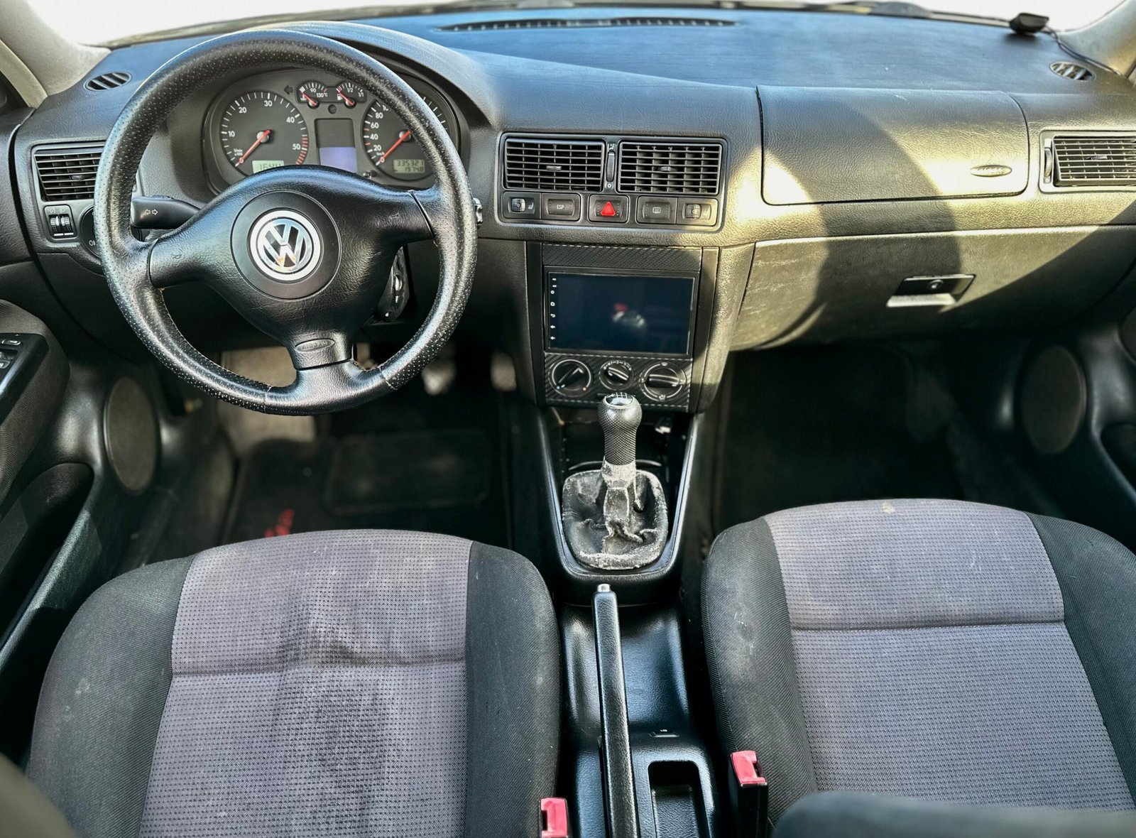 
								Volkswagen Golf 1.9 TDI 115CV full									