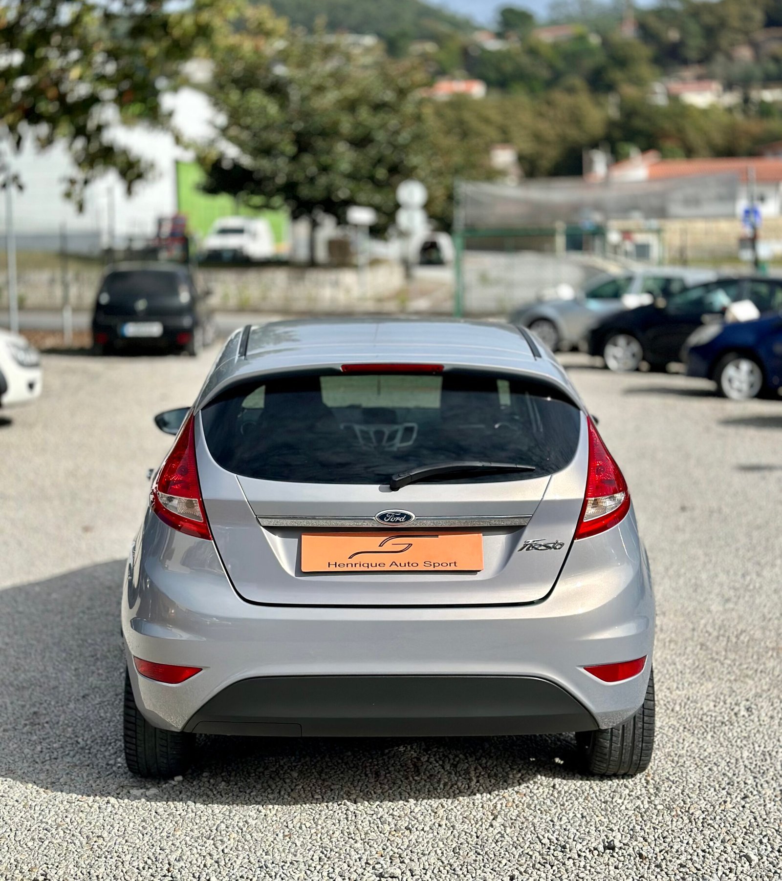 
								Ford Fiesta full									