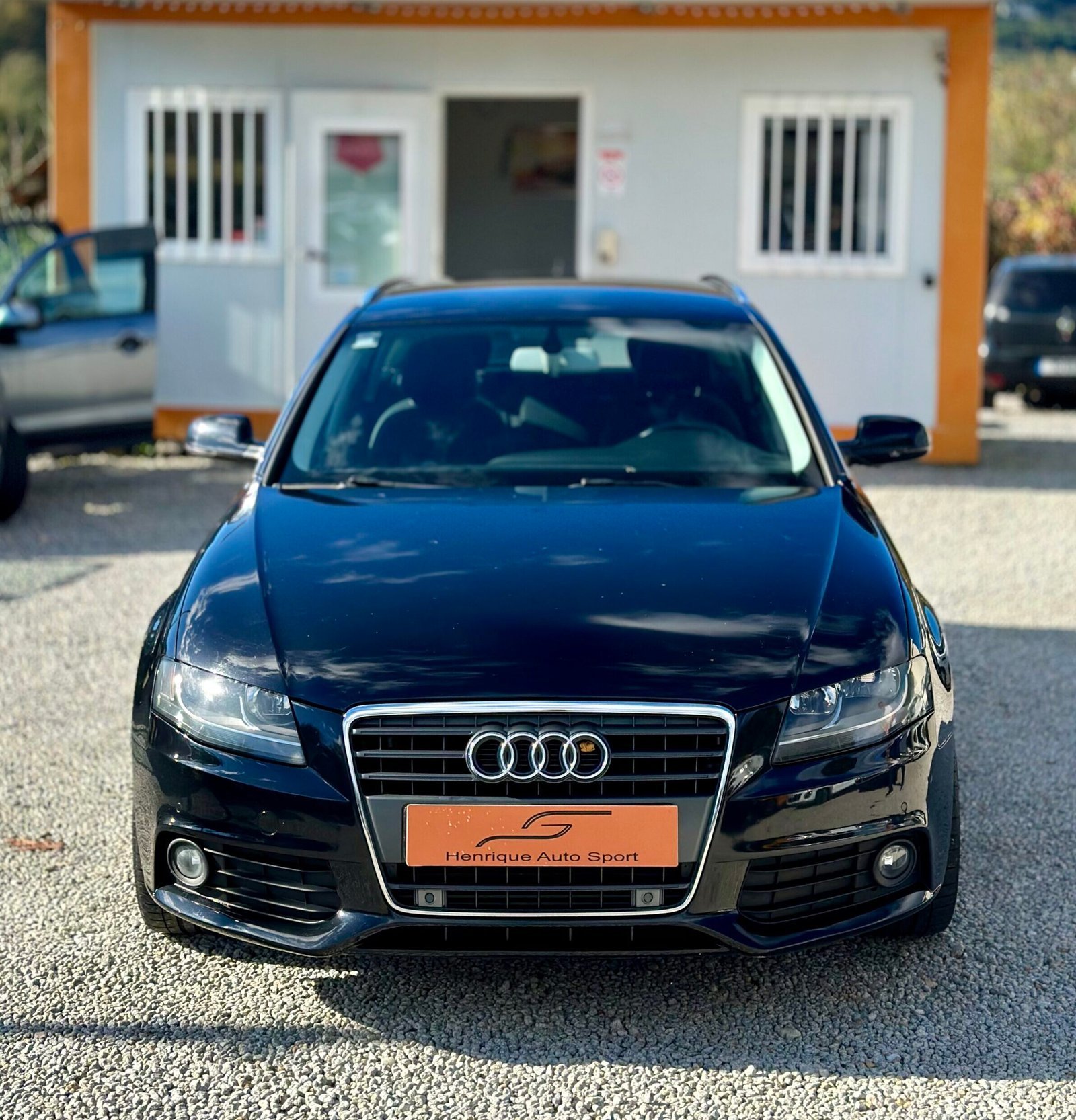 
								Audi A4 Avant 2.0 TDI 170CV full									