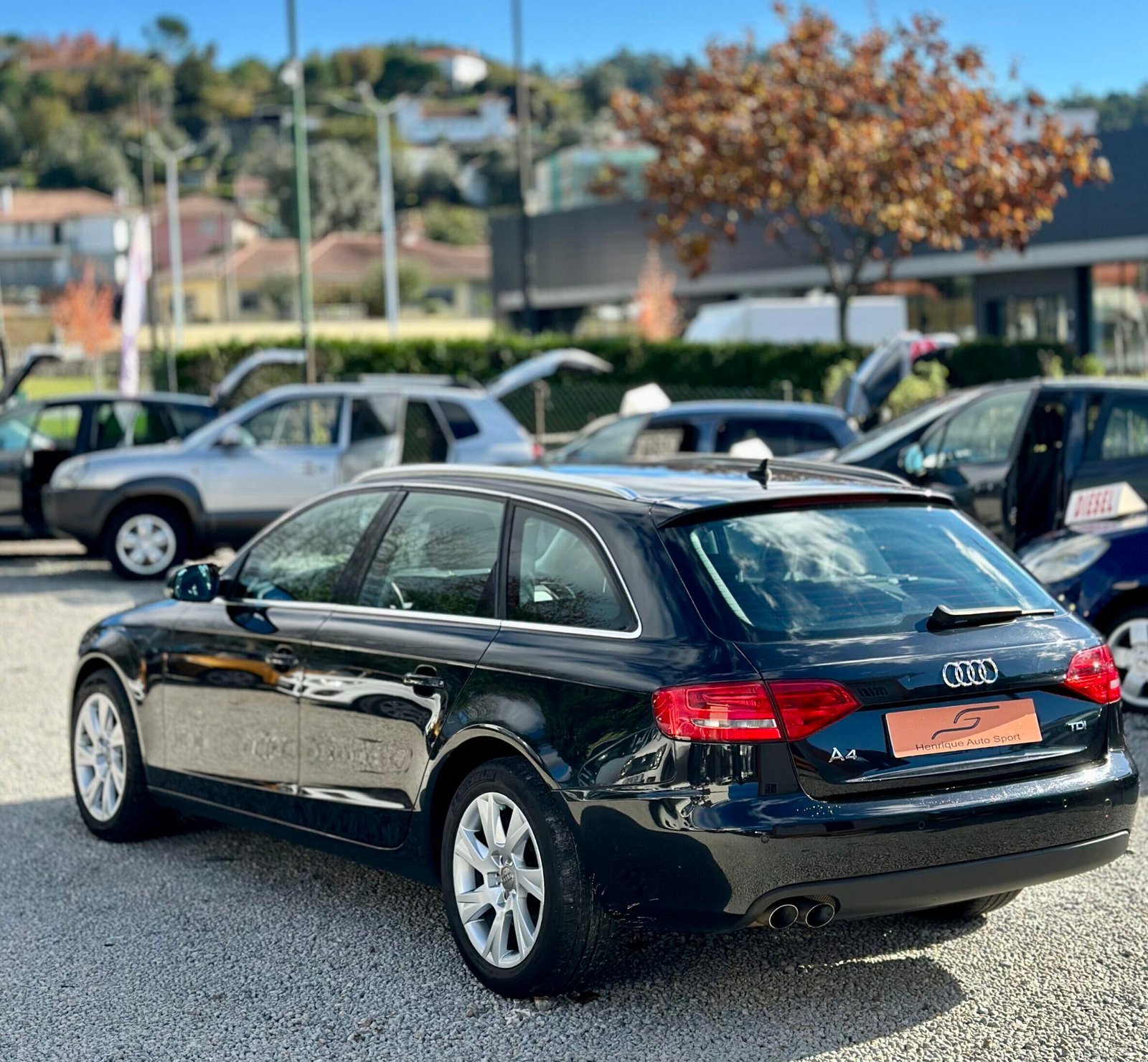 
								Audi A4 Avant 2.0 TDI 170CV full									