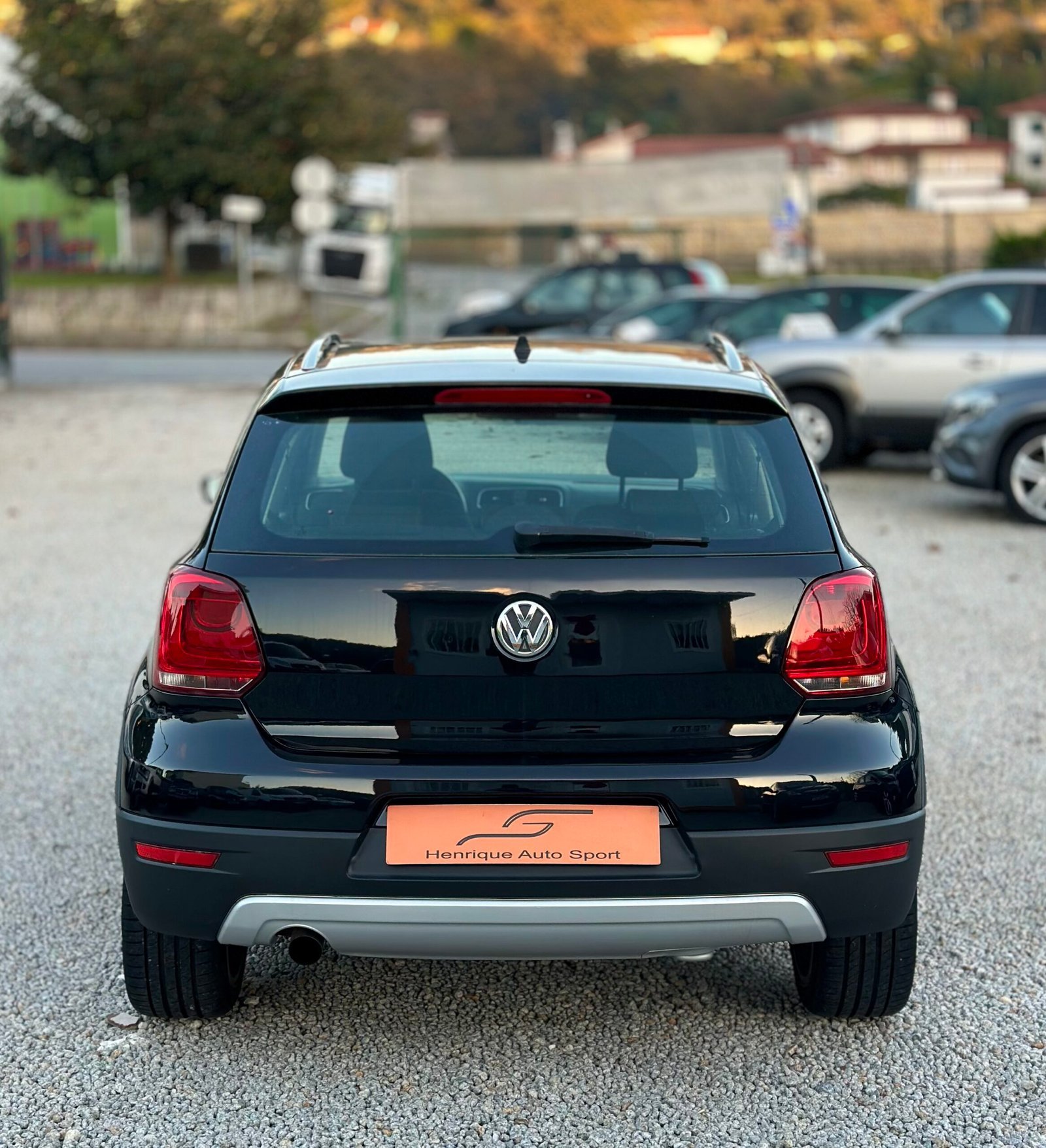 
								Vw Polo 1.6 Tdi full									