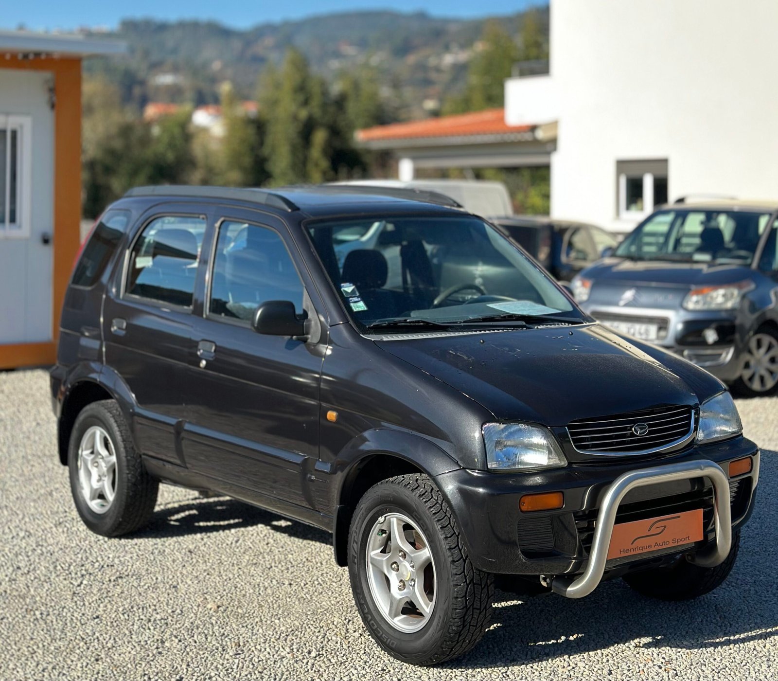 
								Daihatsu Terios 1.3i 4×4 full									