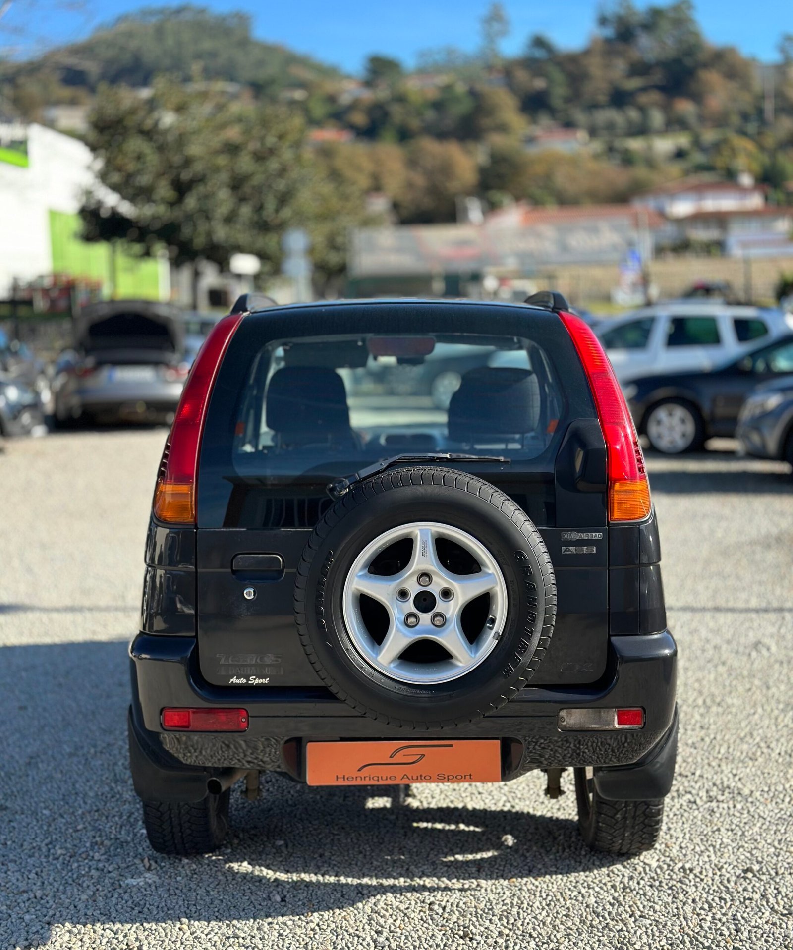 
								Daihatsu Terios 1.3i 4×4 full									