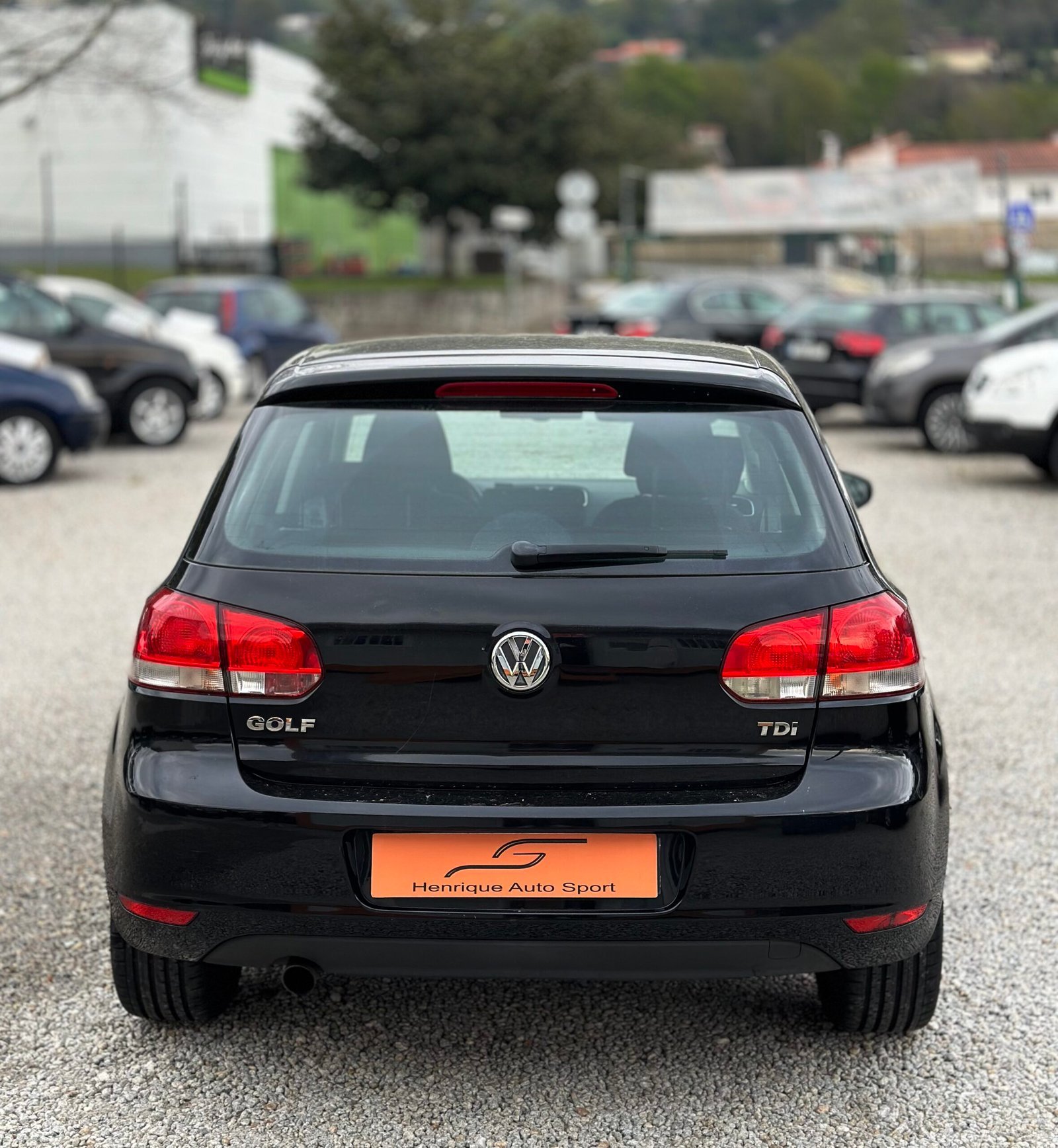 
								Vw Golf VI 1.6 Tdi full									