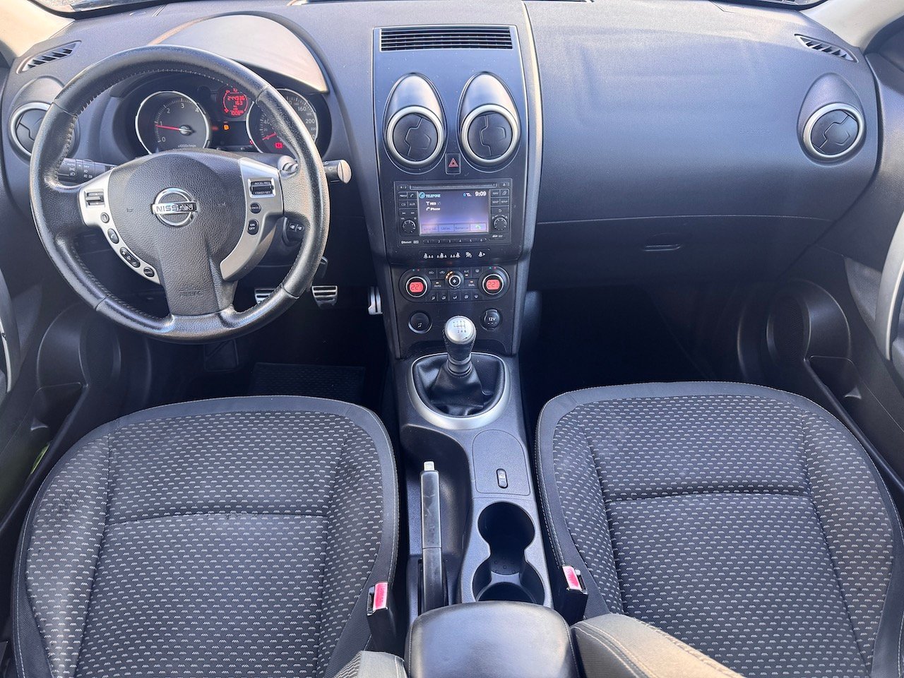 
								Nissan Qashqai 1.5 Dci Tekna Sport full									