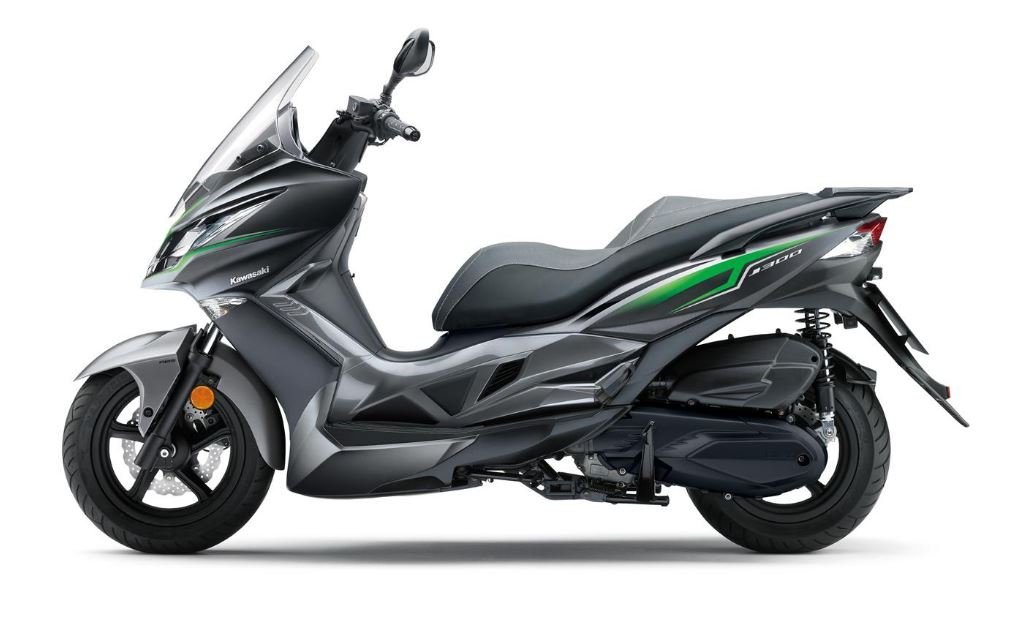 
								Kawasaki J300 Special Edition full									