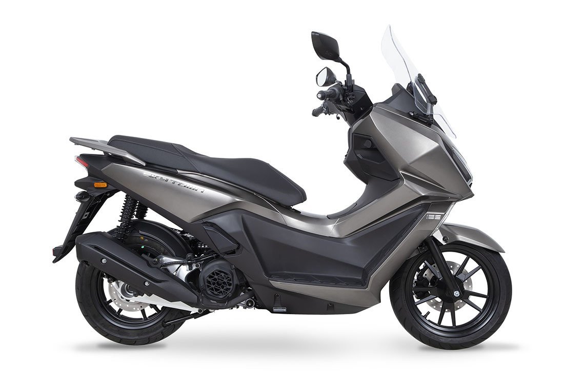 
								KYMCO SKYTOWN 125 full									