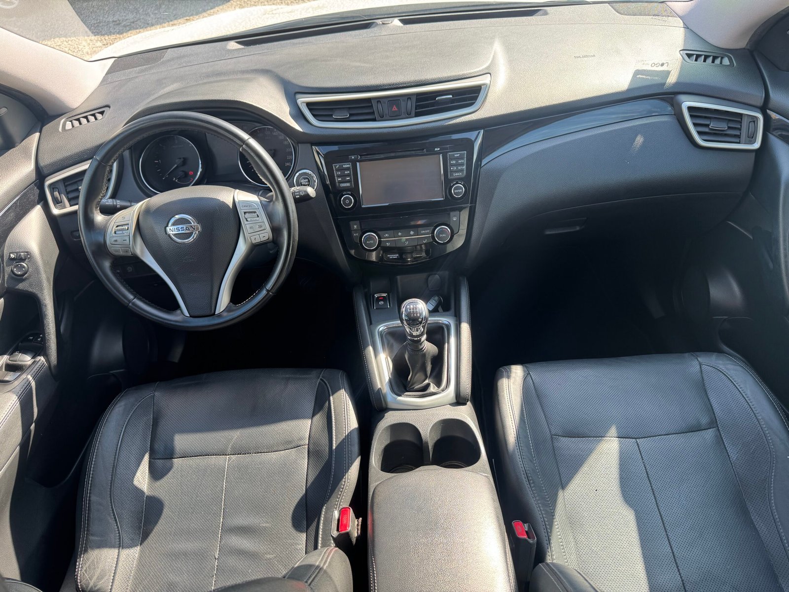 
								Nissan Qashqai 1.6 Dci All mode 360º full									