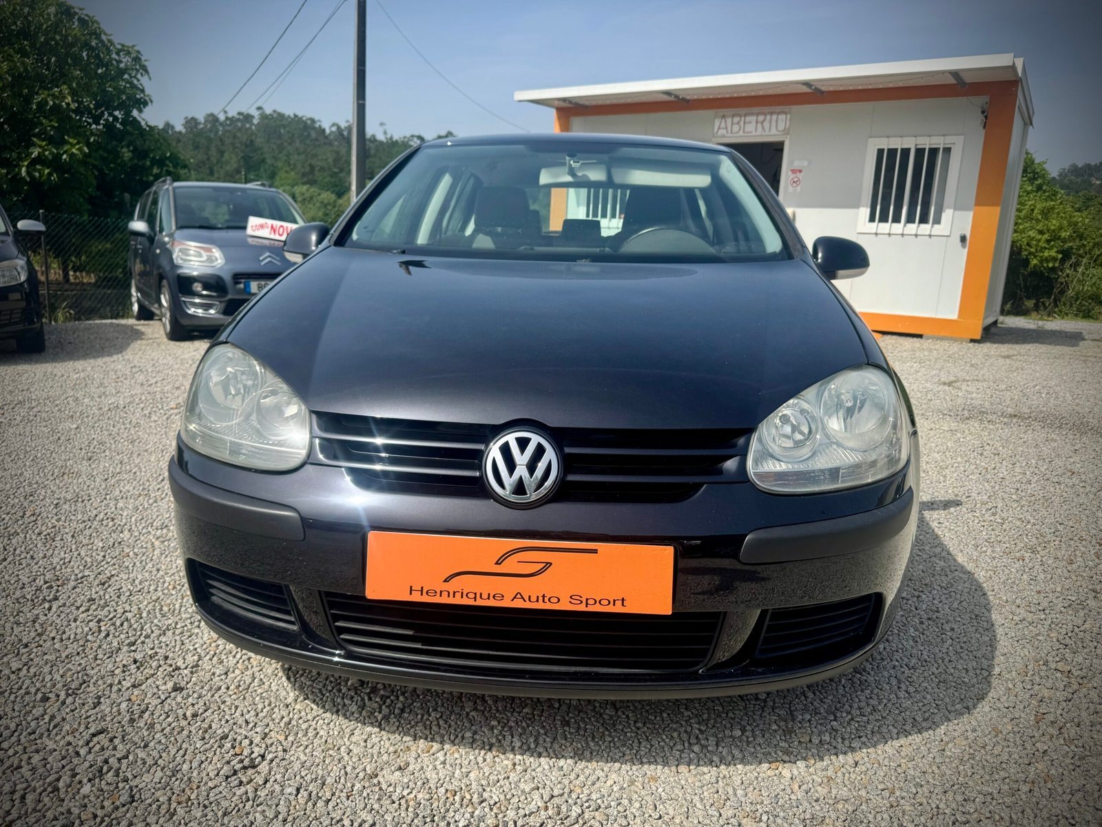 
								Vw Golf V 1.4i Confortline full									